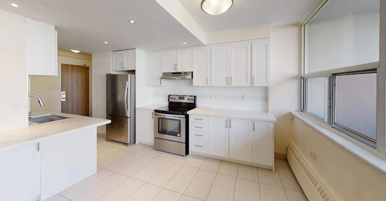 66 Broadway Avenue, Toronto, ON, M4P 1T6 - 8