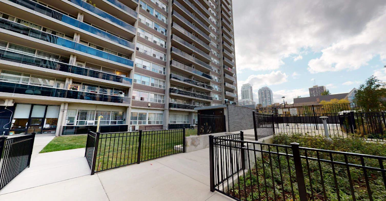 66 Broadway Avenue, Toronto, ON, M4P 1T6 - 9