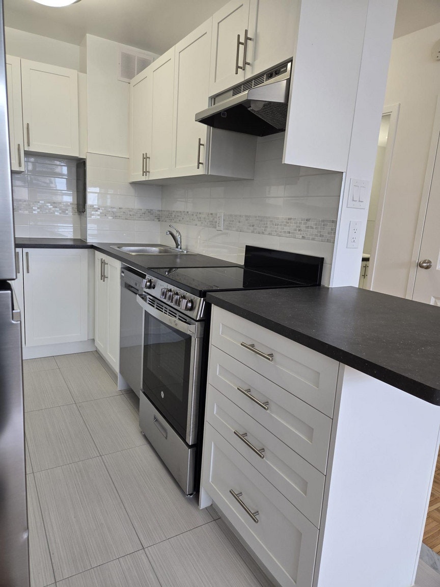 66 Broadway Avenue, Toronto, ON, M4P 1T6 - 10
