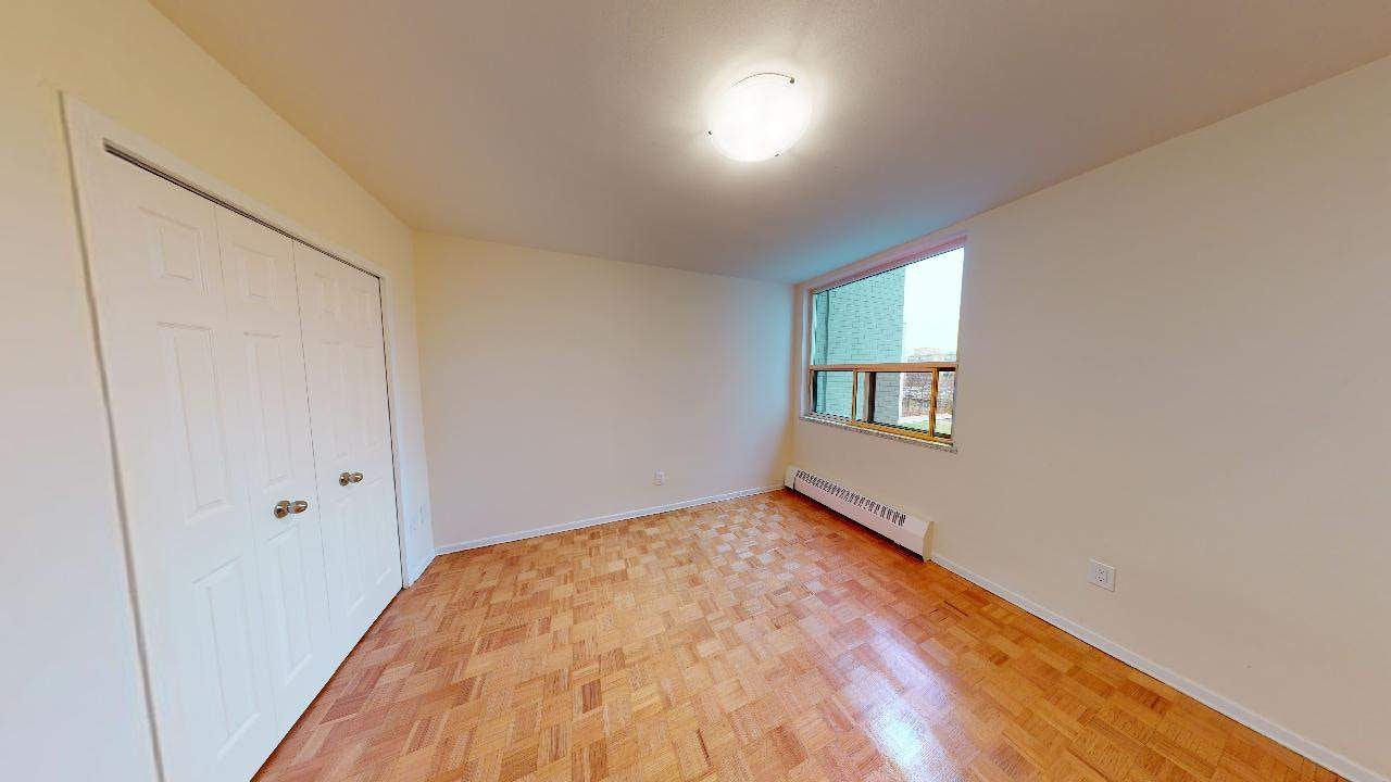 7471 Yonge Street, Markham, ON, L3T 2C1 - 10