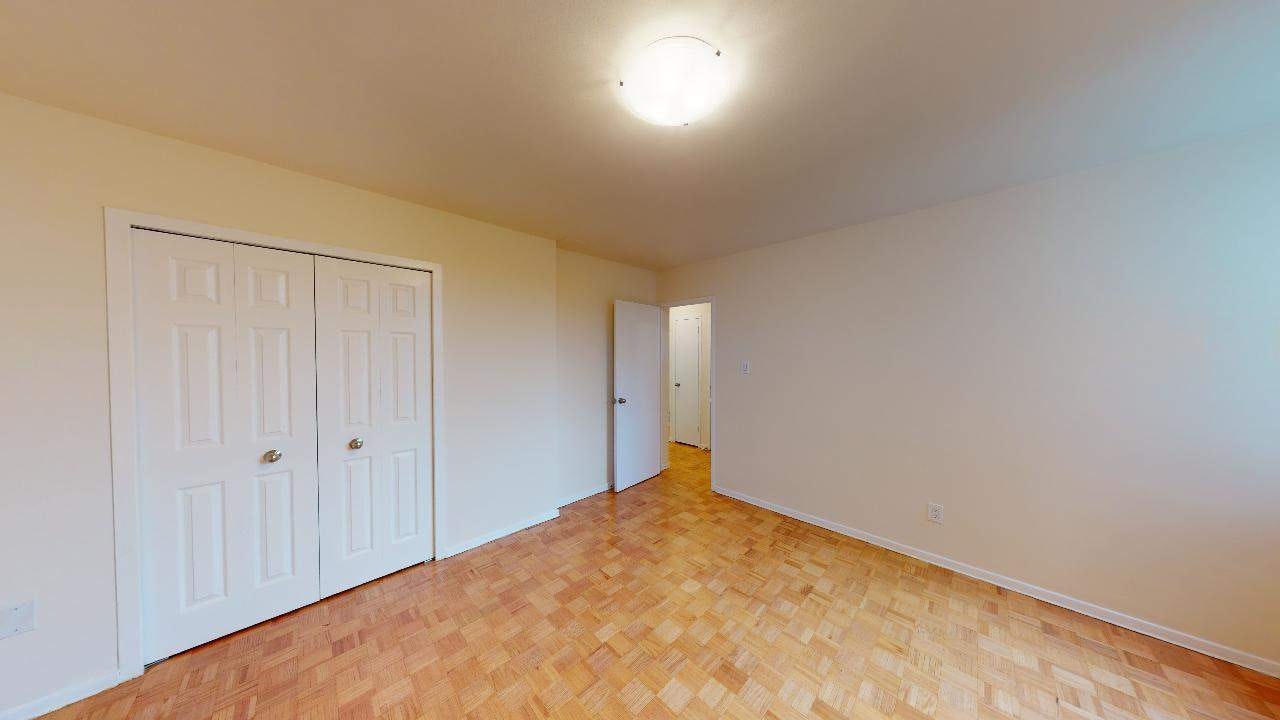 7471 Yonge Street, Markham, ON, L3T 2C1 - 8