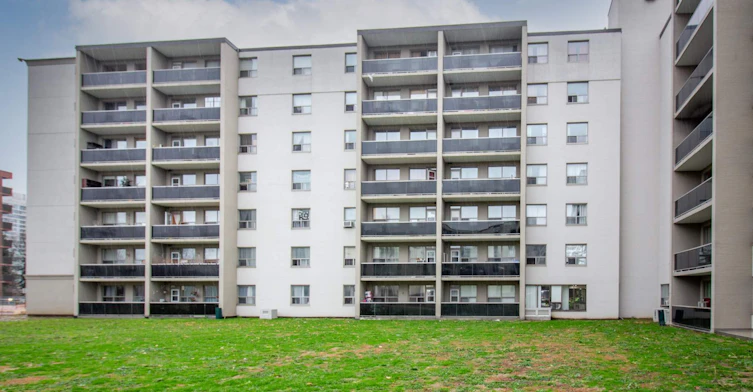 7471 Yonge Street, Markham, ON, L3T 2C1 - 13