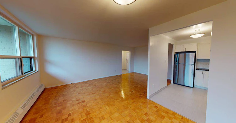 7471 Yonge Street, Markham, ON, L3T 2C1 - 6