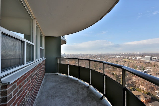 135 Fenelon Drive, Toronto, ON, M3A 3K8 - 11