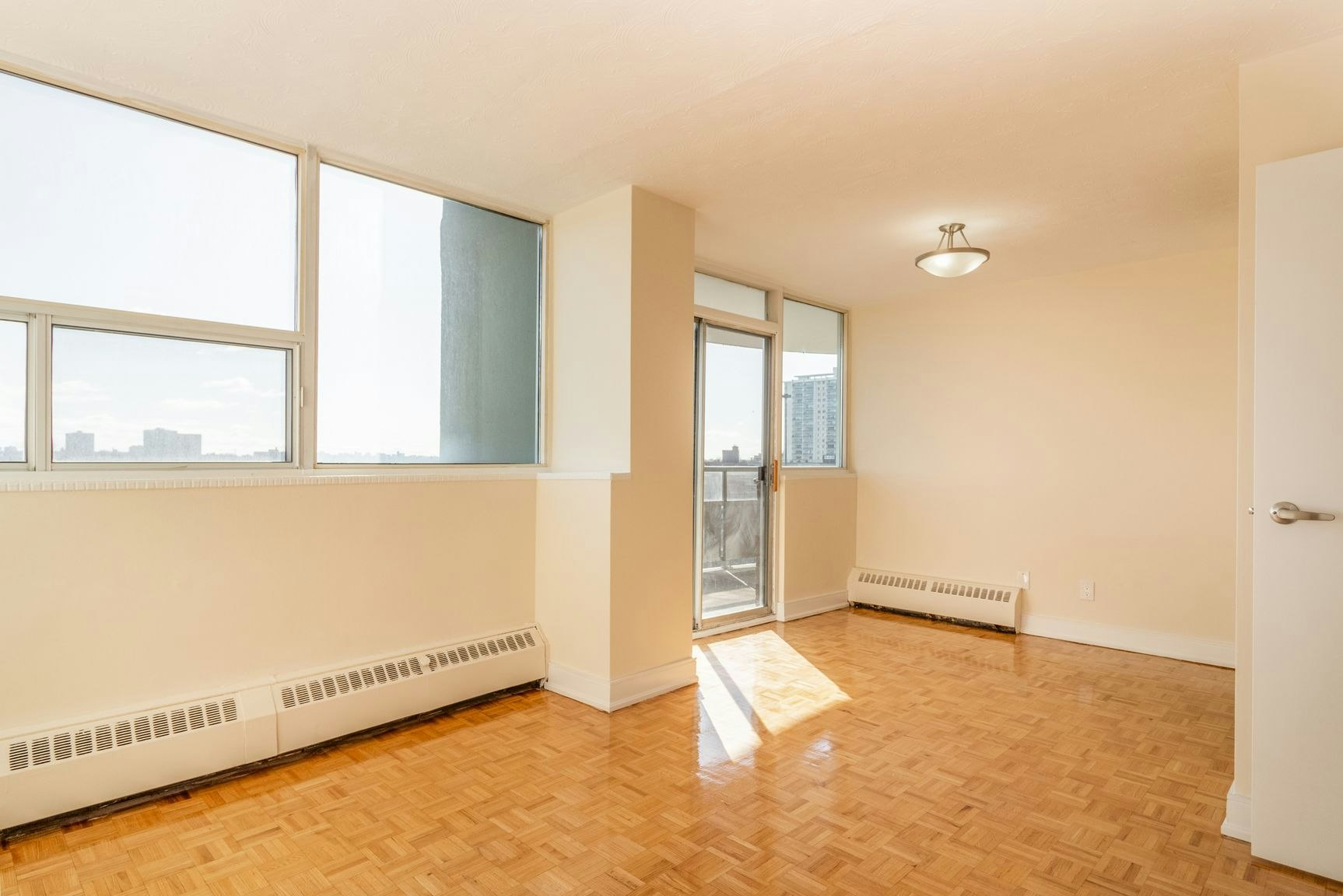 135 Fenelon Drive, Toronto, ON, M3A 3K8 - 3