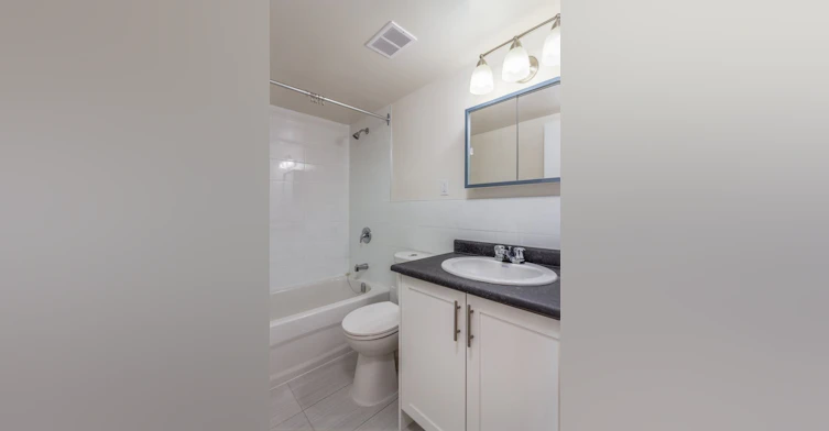135 Fenelon Drive, Toronto, ON, M3A 3K8 - 2