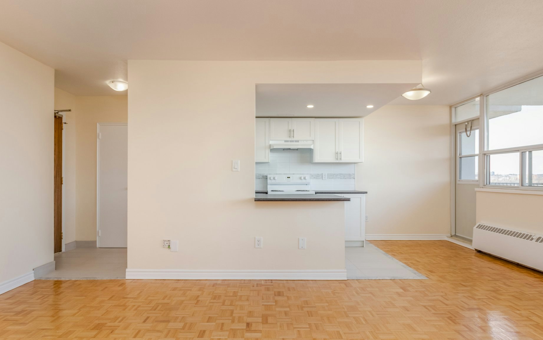 45 Oakmount Road, Toronto, ON, M6P 2L4 - 3