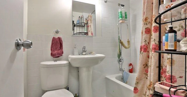 45 Oakmount Road, Toronto, ON, M6P 2L4