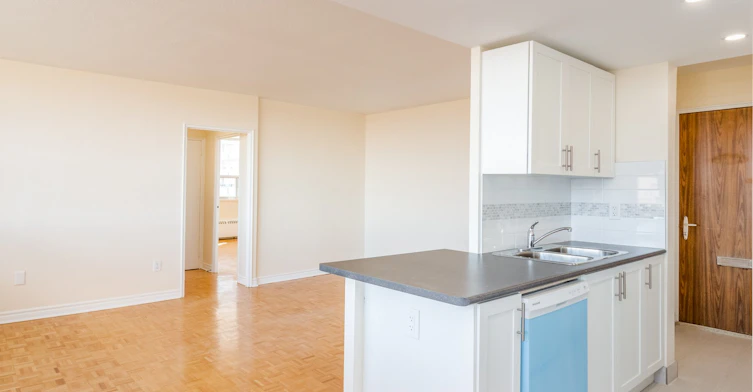 55 Oakmount Road, Toronto, ON, M6P 2M5 - 7