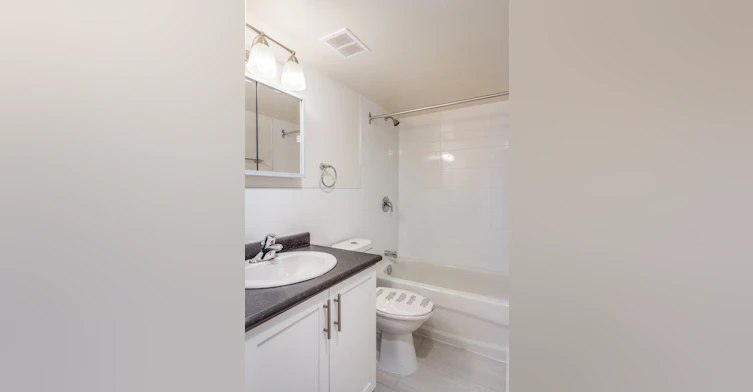 55 Oakmount Road, Toronto, ON, M6P 2M5 - 3