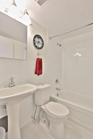 60 Mountview Avenue, Toronto, ON, M6P 2L4 - 3