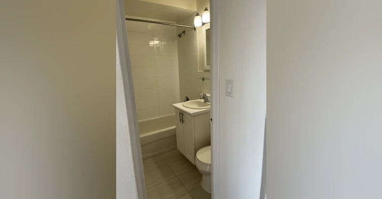 21 Tichester Road, Toronto, ON, M5P 3M4 - 6
