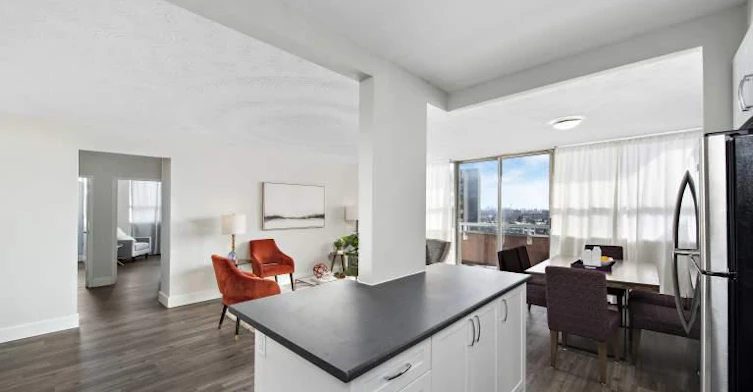 0703-301 Dixon Road, Toronto, ON, M9R 1S2 - 2