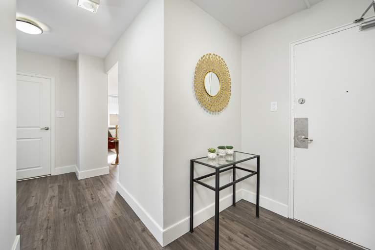 0611-301 Dixon Road, Toronto, ON, M9R 1S2 - 3