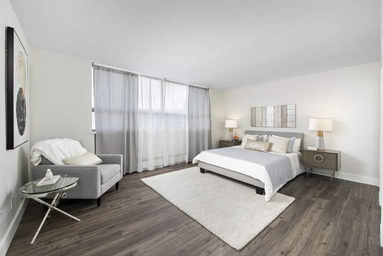 0611-301 Dixon Road, Toronto, ON, M9R 1S2 - 5