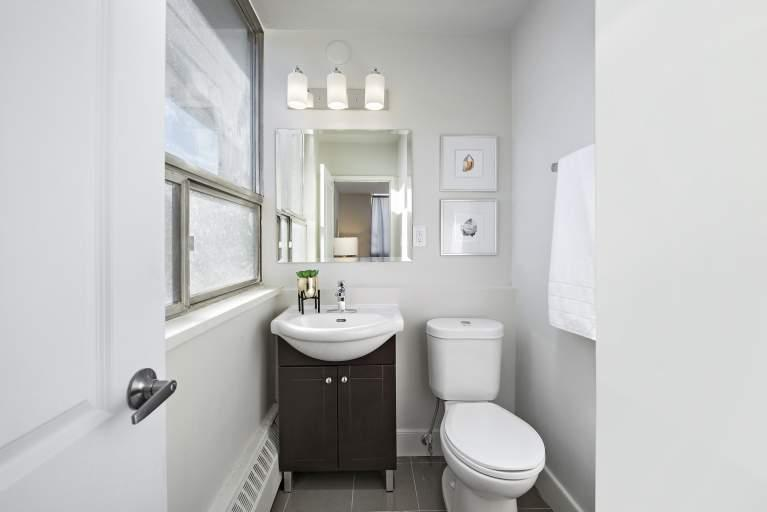 0611-301 Dixon Road, Toronto, ON, M9R 1S2 - 14