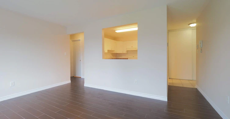 4-1678 Russell Road, Ottawa, ON, K1G 0M8 - 4