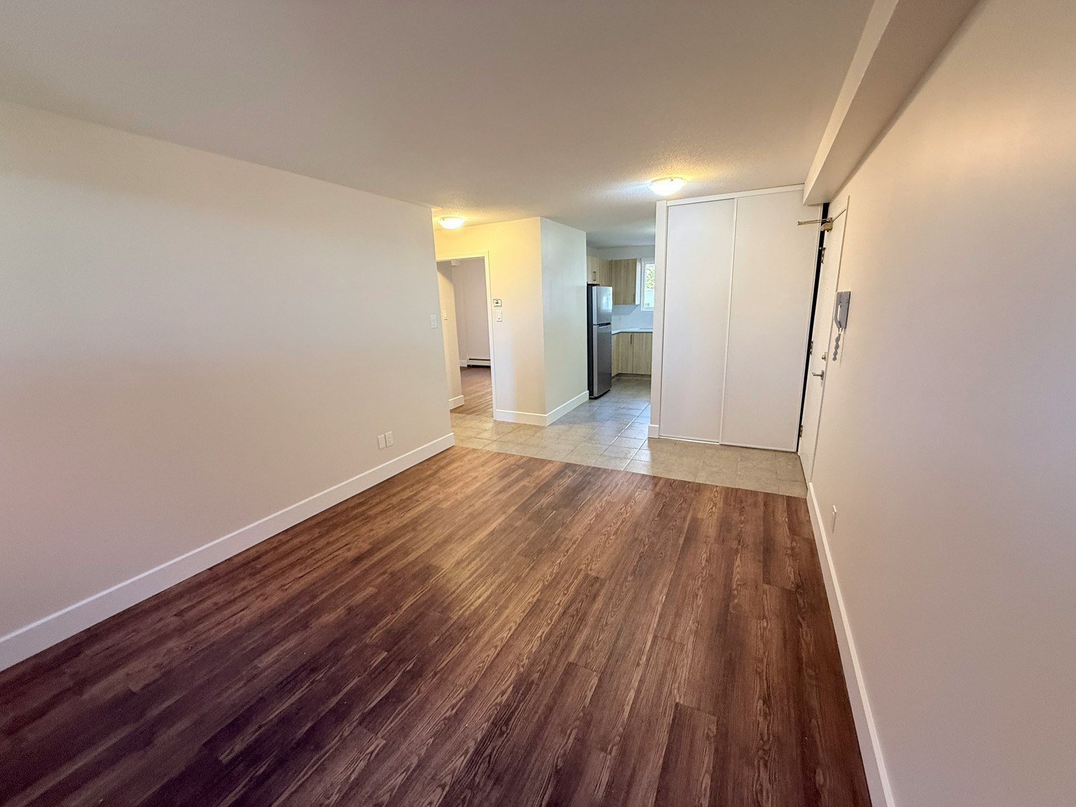 1-1660 Russell Road, Ottawa, ON, K1G 0M8 - 10