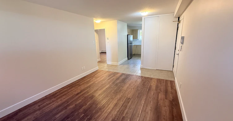 1-1660 Russell Road, Ottawa, ON, K1G 0M8 - 10