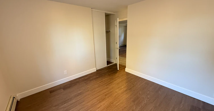 1-1660 Russell Road, Ottawa, ON, K1G 0M8 - 12