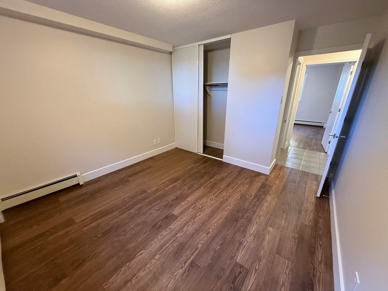 1-1660 Russell Road, Ottawa, ON, K1G 0M8 - 6