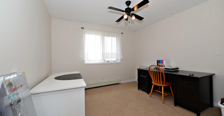 1-1660 Russell Road, Ottawa, ON, K1G 0M8 - 7
