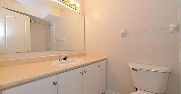 6-385 Bell Street South, Ottawa, ON, K1S 4K3 - 2