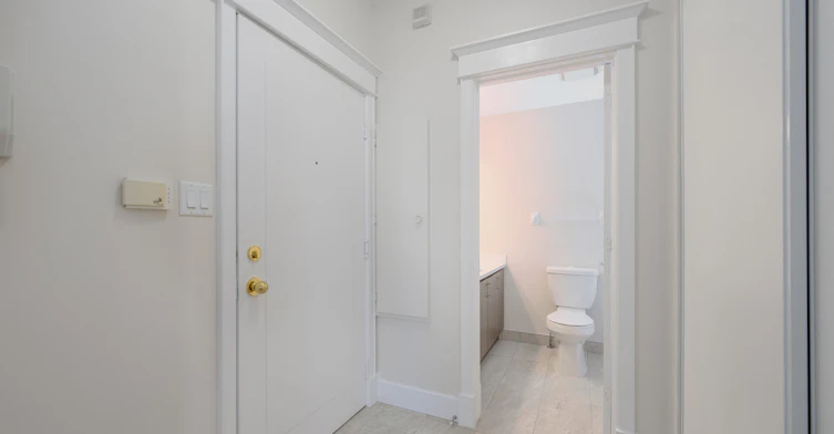 16-385 Bell Street South, Ottawa, ON, K1S 4K3 - 3