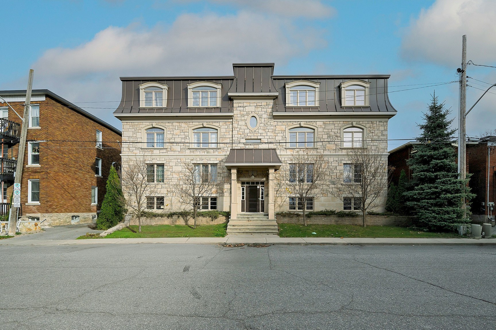 36-307 Lebreton Street South, Ottawa, ON, K1S 4L4