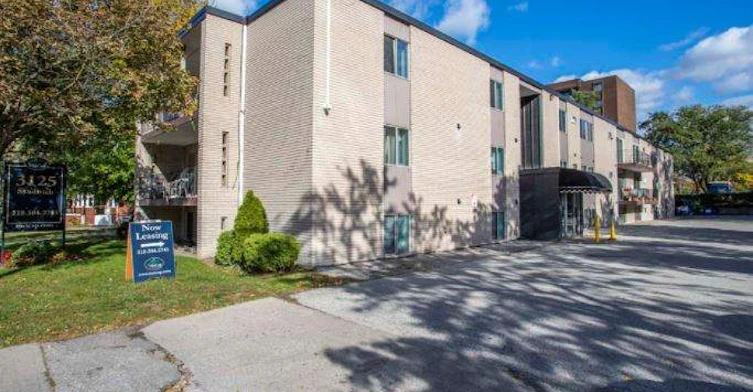 3125 Sandwich Street, Windsor, ON, N9C 1A7 - 2