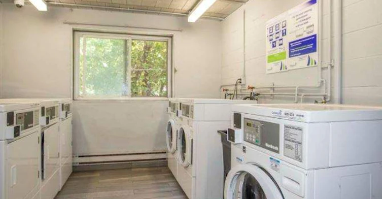 3655 Sandwich Street, Windsor, ON, N8Y 1G4 - 10