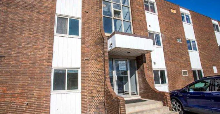 3655 Sandwich Street, Windsor, ON, N8Y 1G4 - 7