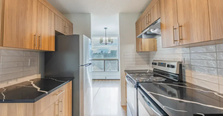 204-1228 13 Avenue SW, Calgary, AB, T3C 0T1 - 2