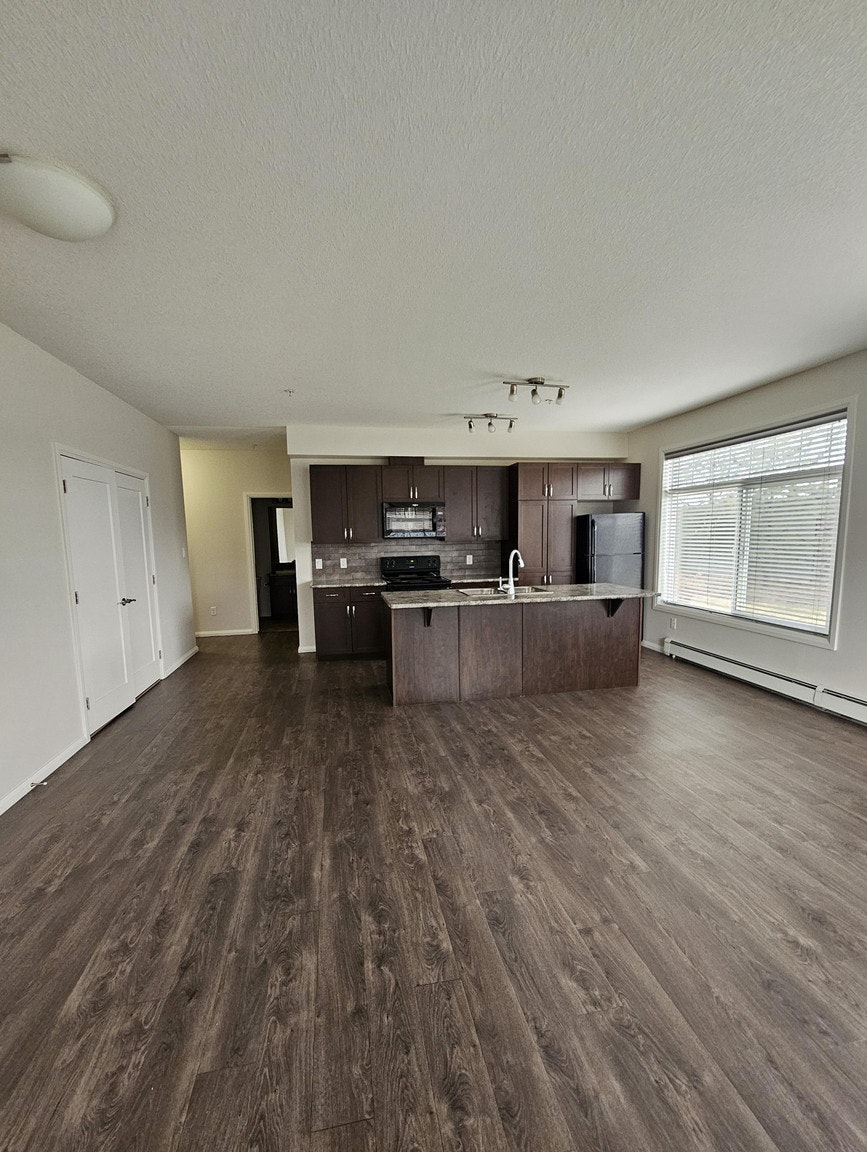 2474 Bowen Wynd, Edmonton, AB, T6W 2T5 - 4