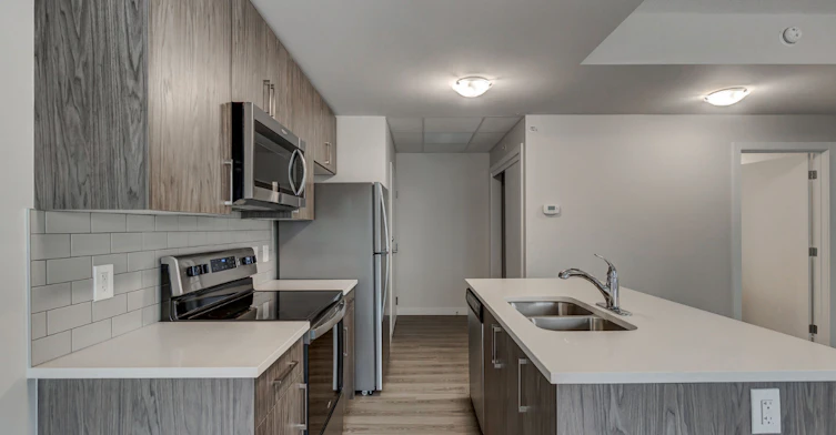 502, 612-7777 Macleod Trail Southwest, Calgary, AB, T2H 0M1 - 2