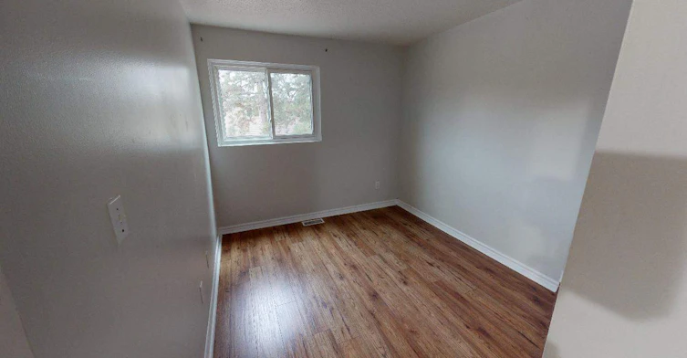 2796 Scarsdale Road, Windsor, ON, N8R 1R4 - 6