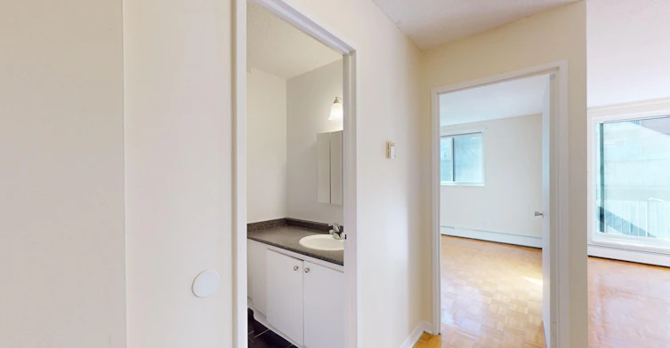 502-10 Burnside Avenue, Ottawa, ON, K1Y 2L9 - 5
