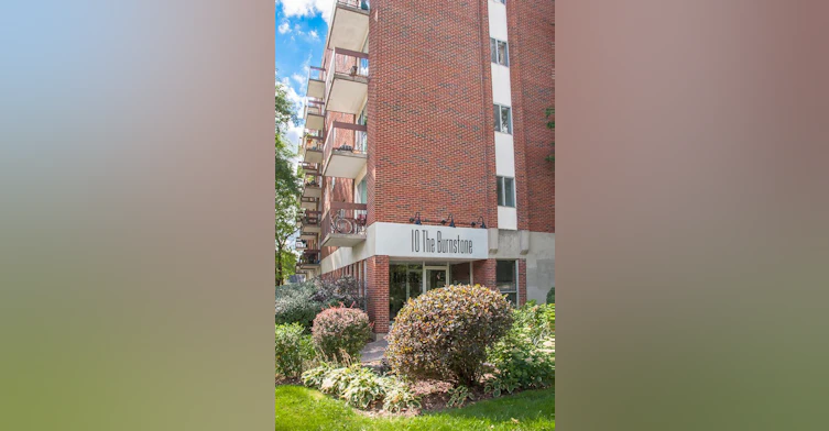 409-10 Burnside Avenue, Ottawa, ON, K1Y 2L9 - 2