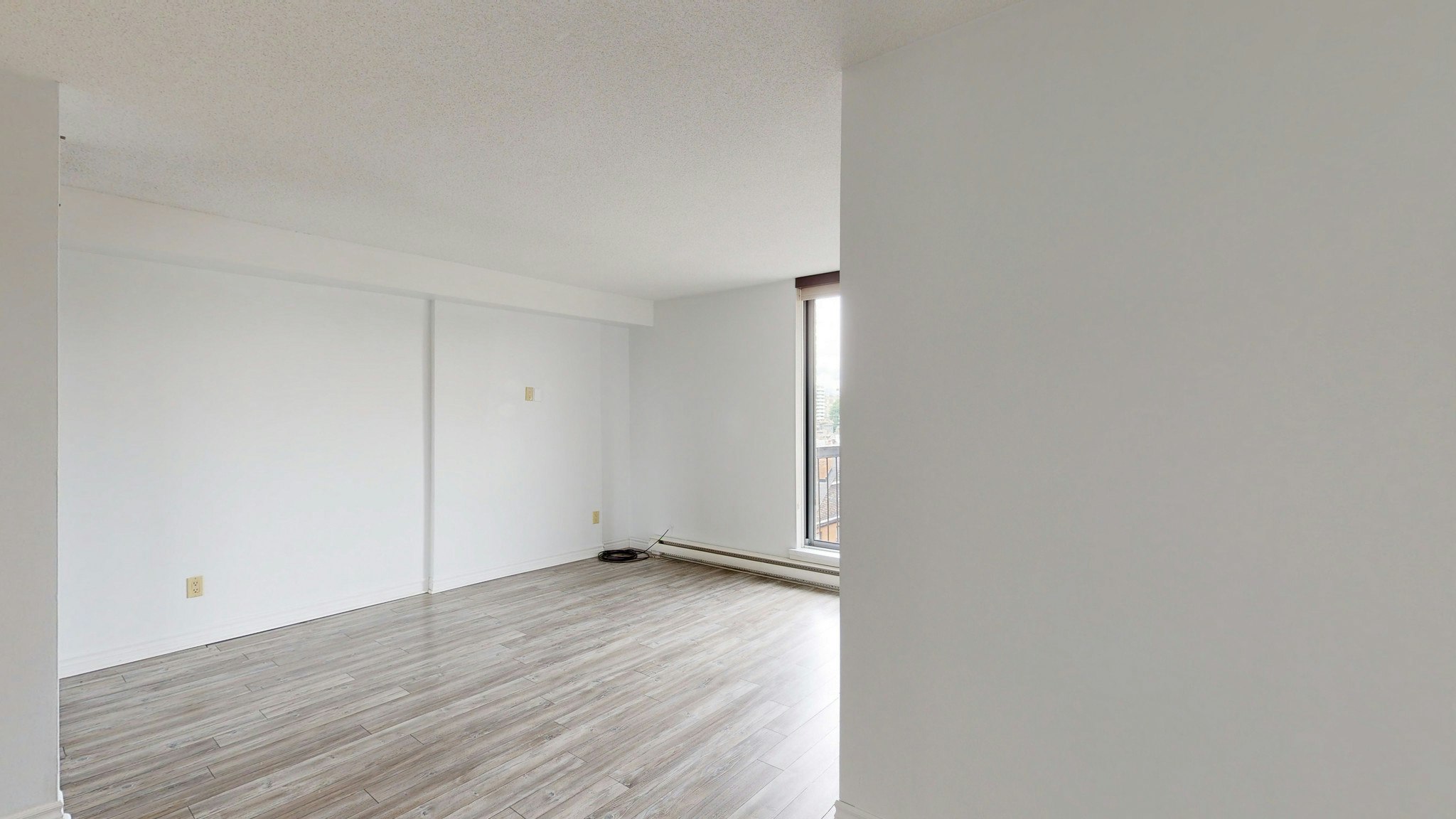 202-341 Maclaren Street, Ottawa, ON, K2P 2E2 - 7