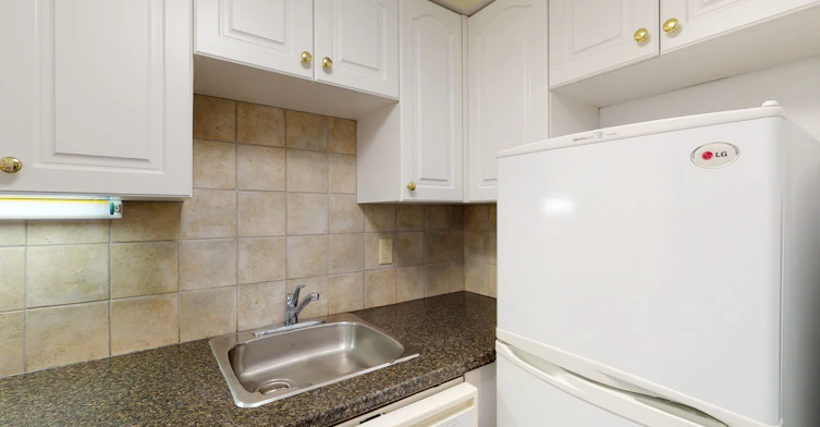 406-341 Maclaren Street, Ottawa, ON, K2P 2E2 - 4