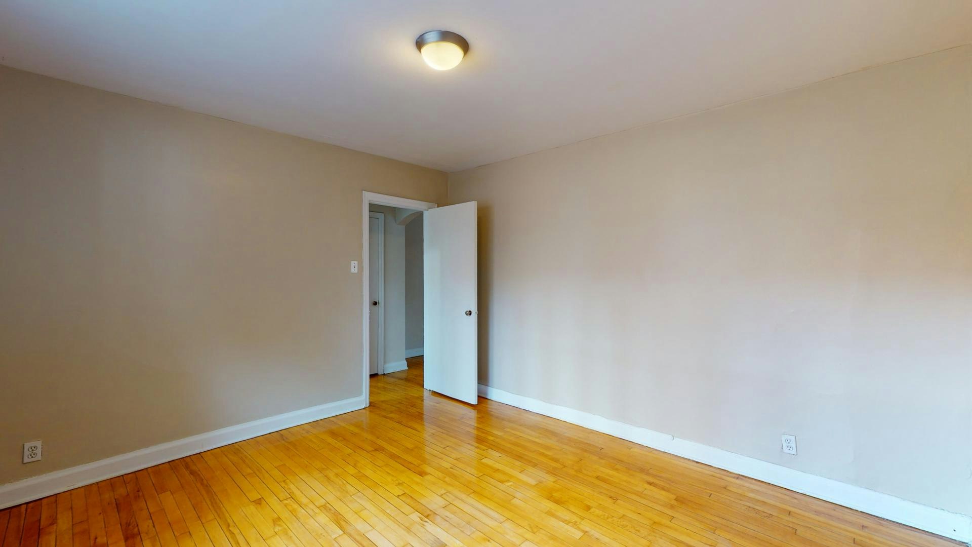 35-385 Besserer Street, Ottawa, ON, K1N 6B6 - 5