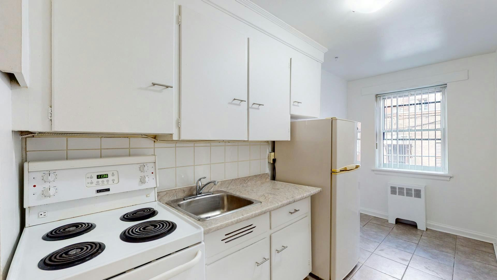 35-385 Besserer Street, Ottawa, ON, K1N 6B6 - 2