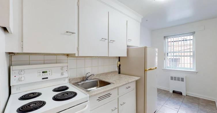 35-385 Besserer Street, Ottawa, ON, K1N 6B6 - 2