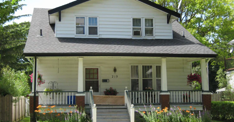 02-219 Stuart Street, Sarnia, ON, N7T 3B5