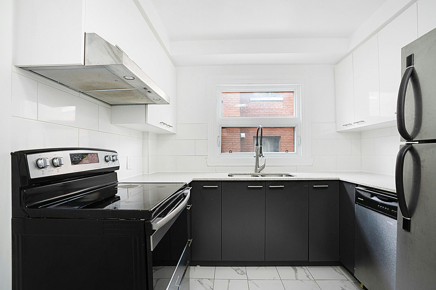 11-3871 Beaubien Rue Est, Montréal, QC, H1X 1H4