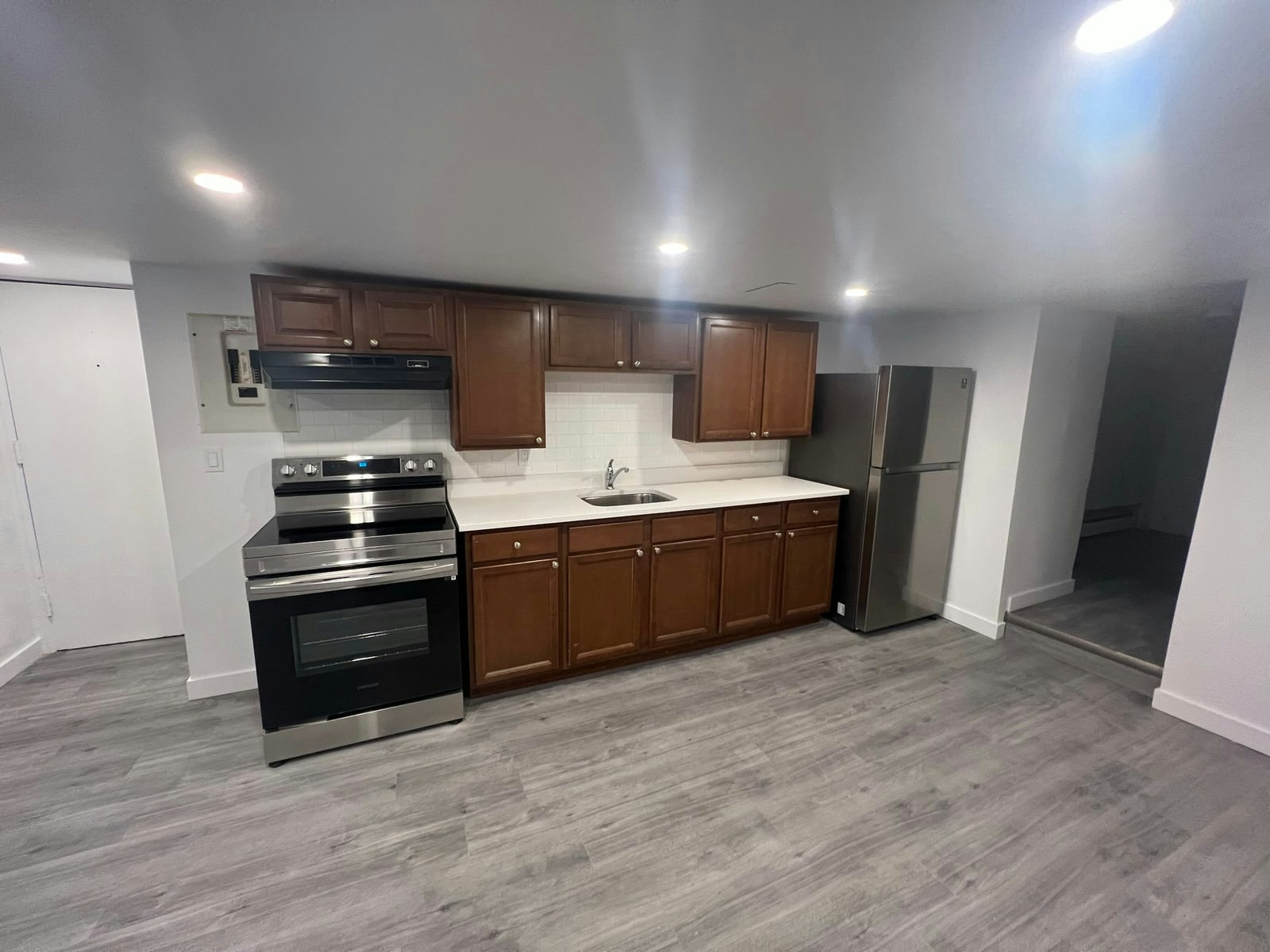 5-136 Weber Street East, Kitchener, ON, N2H 1C9 - 4