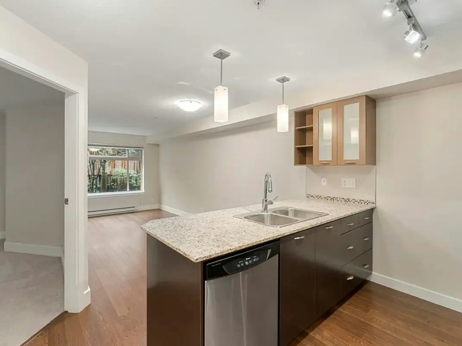 118-2233 Mckenzie Road, Abbotsford, BC, V2S 4A1 - 4