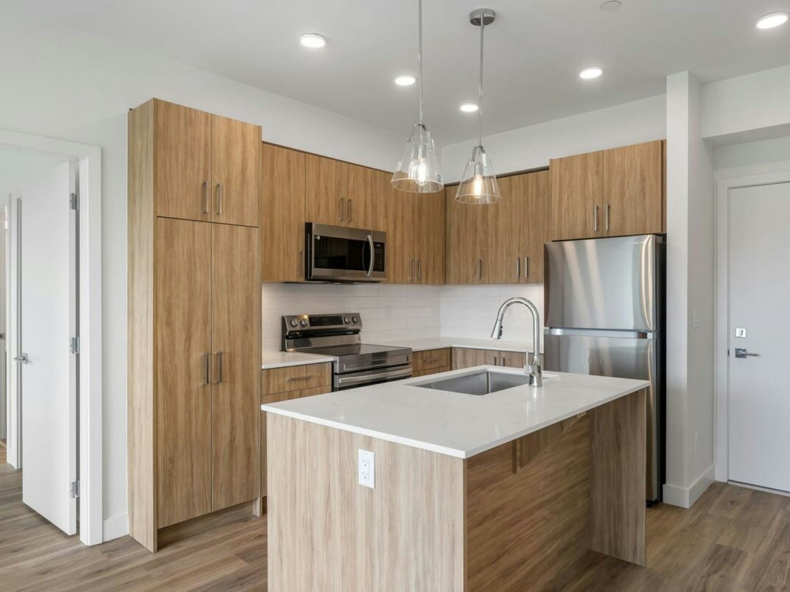 1-2-14455 64 Avenue, Surrey, BC, V3S 0C6