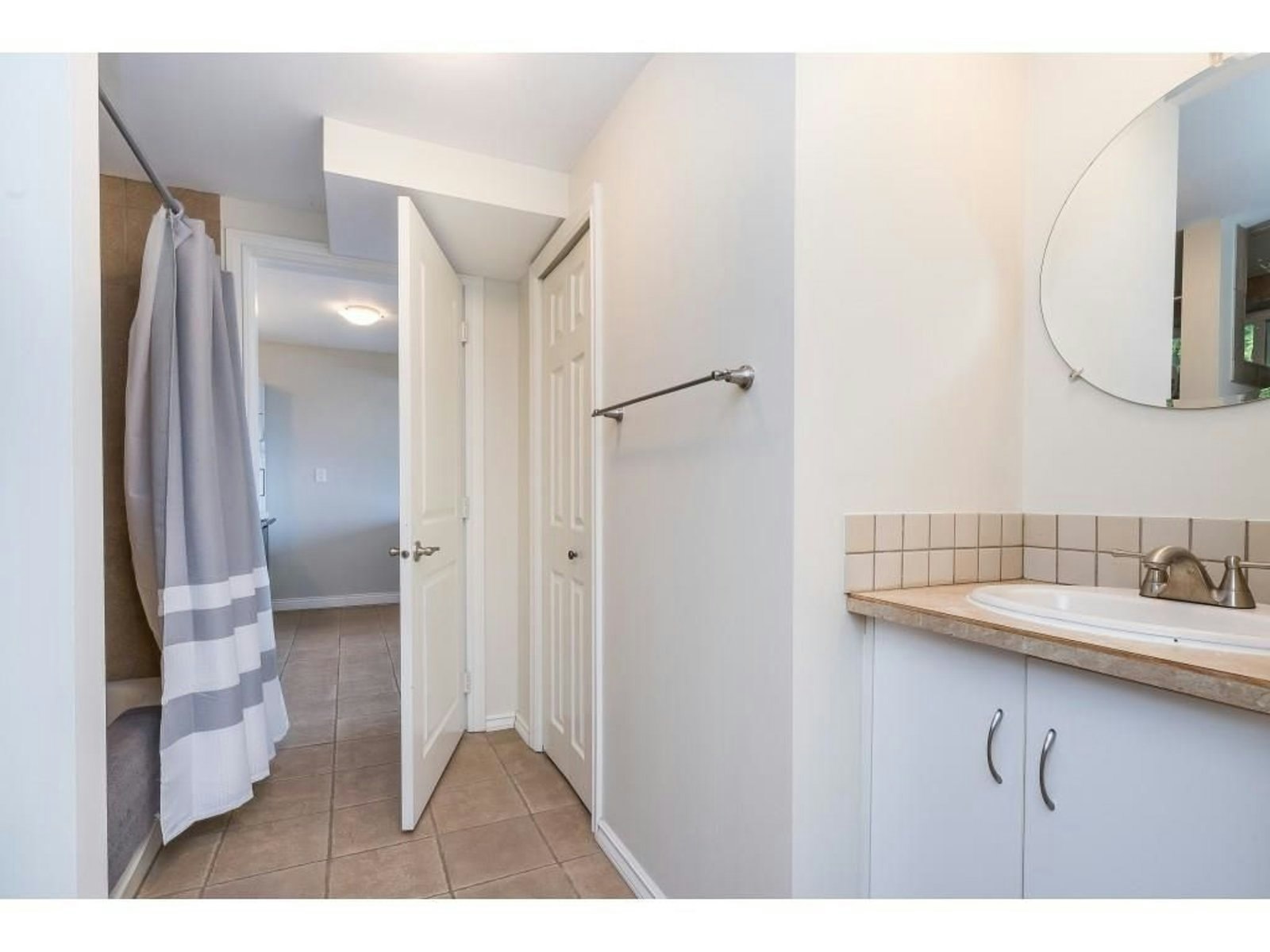 Main-33251 Rose Avenue, Mission, BC, V2V 4Z4 - 15