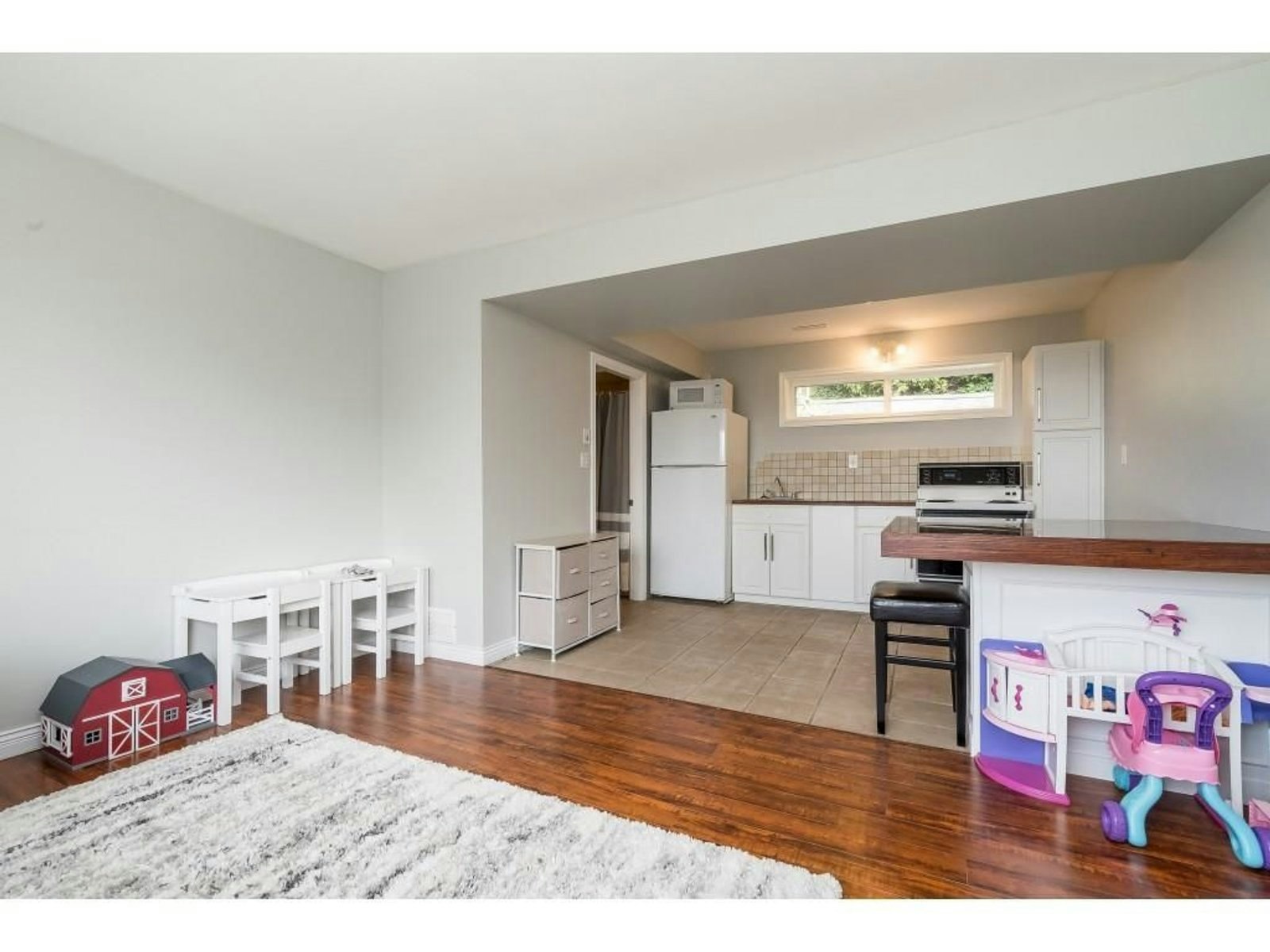 Main-33251 Rose Avenue, Mission, BC, V2V 4Z4 - 7